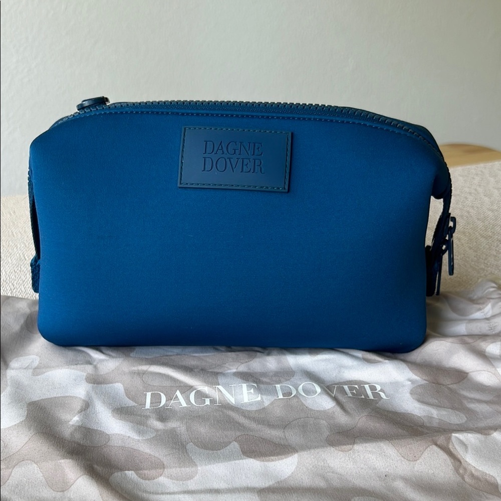 Dagne Dover Large Hunter in Bay Blue💙